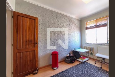 Apartamento à venda com 321m², 4 quartos e 2 vagasQuarto 1