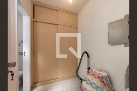 Apartamento à venda com 321m², 4 quartos e 2 vagasQuarto de Serviço