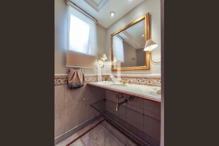 Apartamento à venda com 321m², 4 quartos e 2 vagasBanheiro Corredor