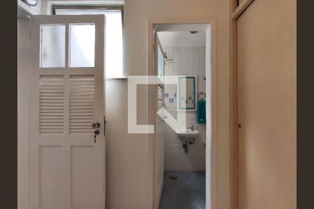 Apartamento à venda com 321m², 4 quartos e 2 vagasQuarto de Serviço