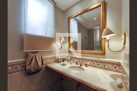 Apartamento à venda com 321m², 4 quartos e 2 vagasBanheiro Corredor