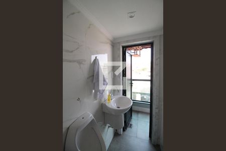 Casa à venda com 150m², 2 quartos e 1 vagaLavabo