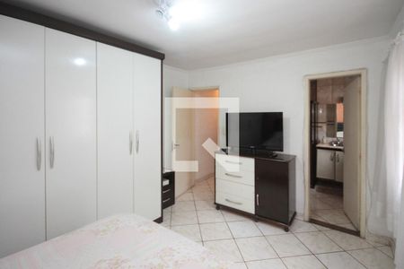 Casa à venda com 241m², 3 quartos e 2 vagas Casa à venda com 241m², 3 quartos e 2 vagasSuite