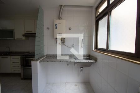 Apartamento à venda com 115m², 3 quartos e 2 vagasCozinha e Área de Serviço