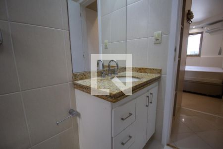 Apartamento à venda com 115m², 3 quartos e 2 vagasBanheiro da Suíte