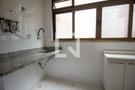 Apartamento à venda com 115m², 3 quartos e 2 vagasCozinha e Área de Serviço