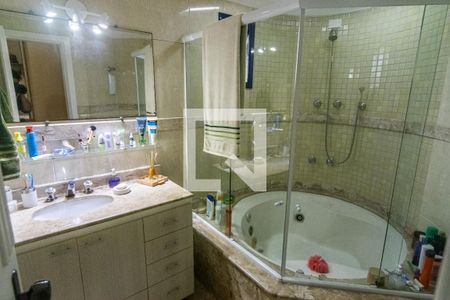 Apartamento à venda com 115m², 3 quartos e 3 vagas Apartamento à venda com 115m², 3 quartos e 3 vagasSuíte 1