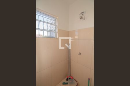 Banheiro de casa para alugar com 1 quarto, 22m² em Vila Zelina, São Paulo