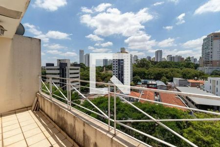 Casa à venda com 540m², 6 quartos e 6 vagas Casa à venda com 540m², 6 quartos e 6 vagasVista