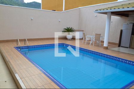Casa de condomínio à venda com 400m², 4 quartos e 3 vagasPiscina