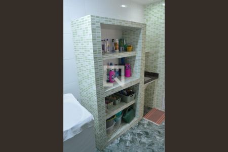 Casa de condomínio à venda com 400m², 4 quartos e 3 vagasÁrea de Serviço 