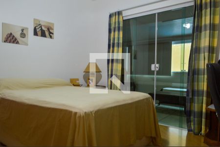 Casa de condomínio à venda com 400m², 4 quartos e 3 vagasQuarto 1