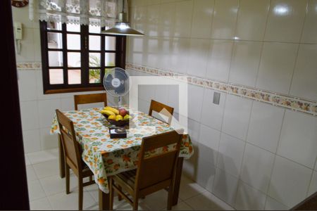 Casa de condomínio à venda com 400m², 4 quartos e 3 vagasCozinha