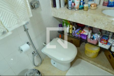 Casa de condomínio à venda com 400m², 4 quartos e 3 vagasBanheiro da Suíte 