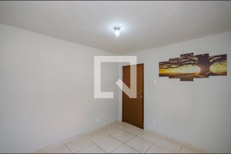 Quarto 1 de casa para alugar com 2 quartos, 70m² em Caiçaras, Belo Horizonte