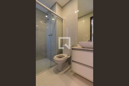 Apartamento para alugar com 72m², 2 quartos e 1 vaga Apartamento para alugar com 72m², 2 quartos e 1 vagaBanheiro da Suíte 1