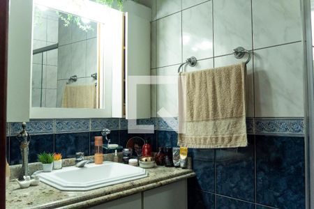 Casa à venda com 270m², 3 quartos e 3 vagasBanheiro da Suíte