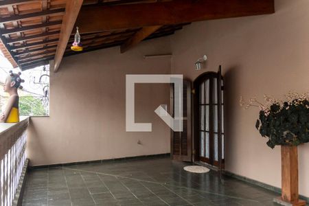 Casa à venda com 270m², 3 quartos e 3 vagasVaranda da Suíte e Quarto 2