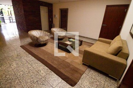 Apartamento para alugar com 260m², 3 quartos e 4 vagas Apartamento para alugar com 260m², 3 quartos e 4 vagasHall de Entrada