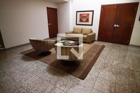 Apartamento para alugar com 260m², 3 quartos e 4 vagas Apartamento para alugar com 260m², 3 quartos e 4 vagasHall de Entrada