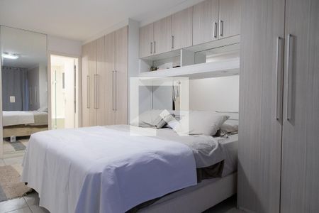 Casa de condomínio à venda com 330m², 4 quartos e 2 vagasSuíte 3