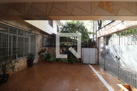 Casa à venda com 240m², 3 quartos e 4 vagasGaragem