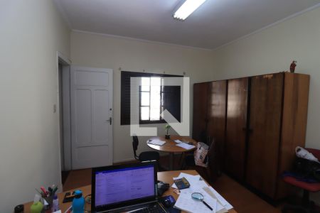 Casa à venda com 240m², 3 quartos e 4 vagasQuarto 2