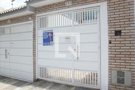 Casa à venda com 133m², 3 quartos e 2 vagasFachada