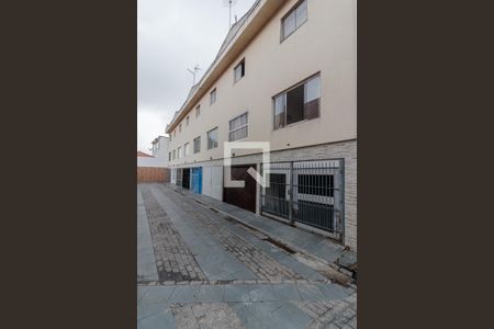 Casa de condomínio para alugar com 95m², 2 quartos e 2 vagas Casa de condomínio para alugar com 95m², 2 quartos e 2 vagasEntrada