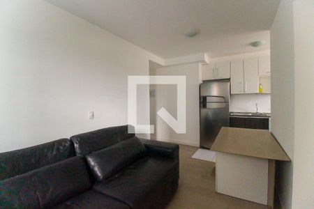 Sala de apartamento para alugar com 2 quartos, 45m² em Itaquera, São Paulo