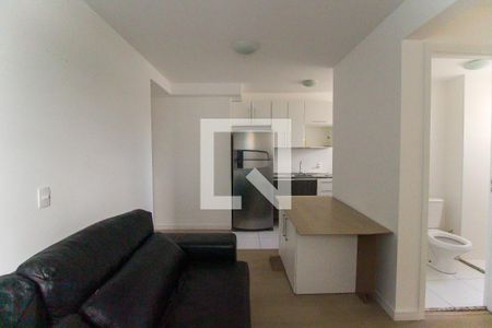 Sala de apartamento para alugar com 2 quartos, 45m² em Itaquera, São Paulo