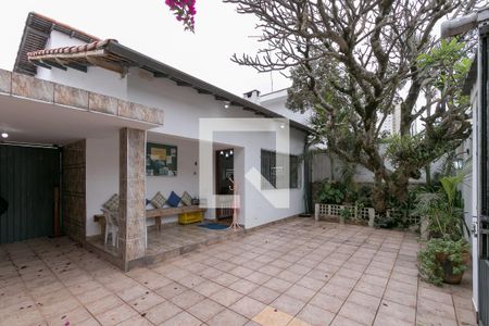 Casa à venda com 188m², 4 quartos e 3 vagas Casa à venda com 188m², 4 quartos e 3 vagasGaragem