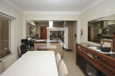 Casa à venda com 200m², 3 quartos e 4 vagasSala de Jantar