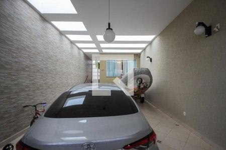 Casa à venda com 200m², 3 quartos e 4 vagasGaragem