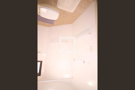 Apartamento à venda com 200m², 4 quartos e 3 vagasBanheiro da Suíte 2