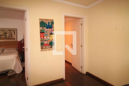 Apartamento à venda com 200m², 4 quartos e 3 vagasQuarto 1