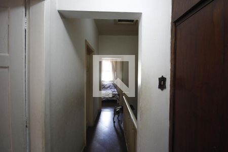 Casa à venda com 200m², 3 quartos e 3 vagasCorredor