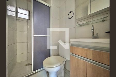 Banheiro de apartamento para alugar com 2 quartos, 64m² em Santos Dumont, São Leopoldo