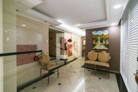 Apartamento à venda com 72m², 2 quartos e 1 vaga Apartamento à venda com 72m², 2 quartos e 1 vagaHall social