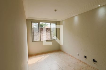 Sala de apartamento para alugar com 2 quartos, 62m² em Jardim Ivana, São Paulo