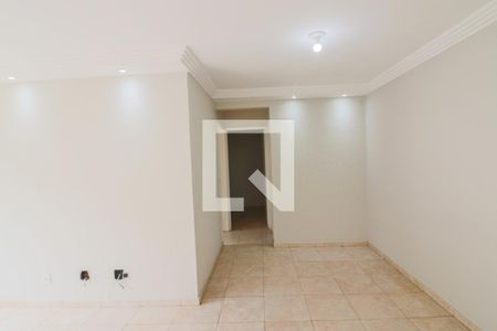 Sala de apartamento para alugar com 2 quartos, 62m² em Jardim Ivana, São Paulo