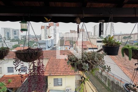 Casa à venda com 190m², 3 quartos e 3 vagas Casa à venda com 190m², 3 quartos e 3 vagasVista da Área de Serviço