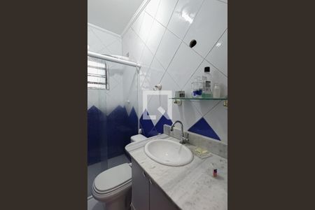 Casa à venda com 190m², 3 quartos e 3 vagas Casa à venda com 190m², 3 quartos e 3 vagasBanheiro da Suíte