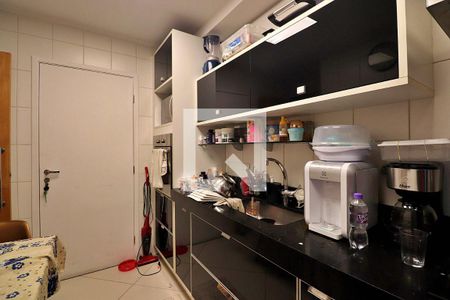 Apartamento à venda com 119m², 2 quartos e 2 vagasCozinha