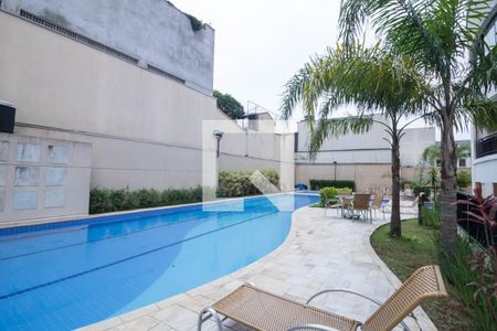 Apartamento à venda com 119m², 2 quartos e 2 vagas Apartamento à venda com 119m², 2 quartos e 2 vagasÁrea comum - Piscina