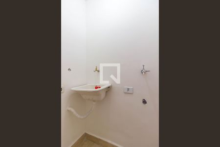 Área de Serviço de casa para alugar com 1 quarto, 42m² em Rio Pequeno, São Paulo