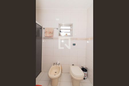 Casa para alugar com 460m², 4 quartos e 4 vagas Casa para alugar com 460m², 4 quartos e 4 vagasBanheiro da Suíte 3