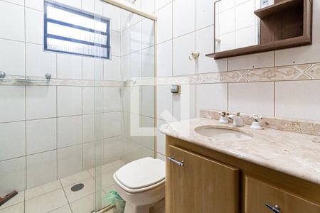 Casa à venda com 137m², 3 quartos e 4 vagasBanheiro Social