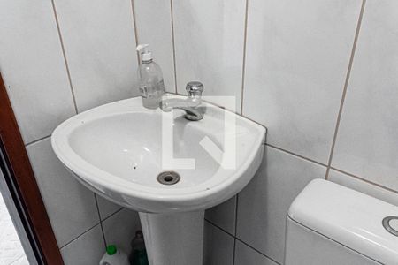 Casa à venda com 137m², 3 quartos e 4 vagasChurrasqueira - Lavabo