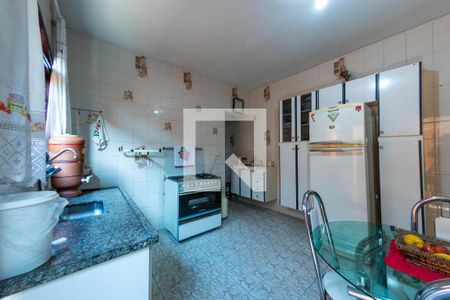 Casa à venda com 250m², 4 quartos e 2 vagasCozinha